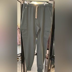 Figs Jogger Scrubs Bonsai (green/gray)